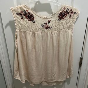 Beautiful Knox Rose Sleeveless Blouse